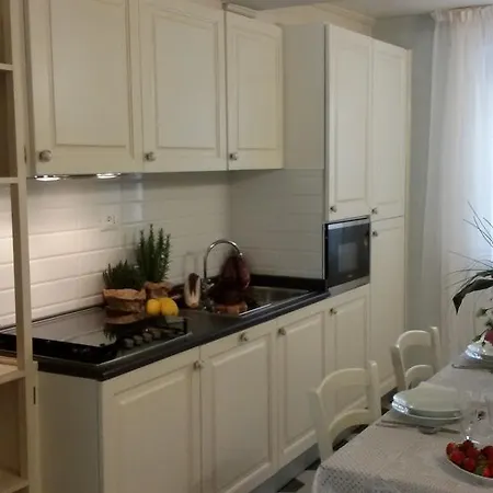 Luxury Apartment Suite La Fontana Lucca Exterior photo
