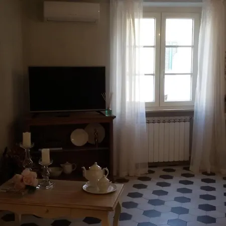 Luxury Apartment Suite La Fontana Lucca Exterior photo
